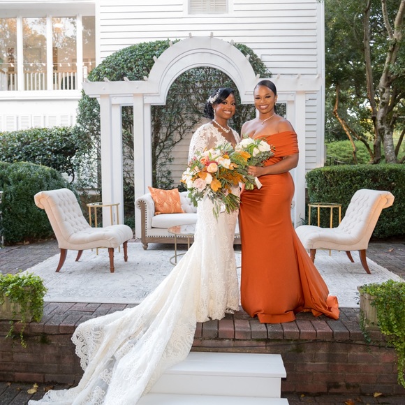 Bridal Babes Bridesmaid Dress - Picture 3 of 4